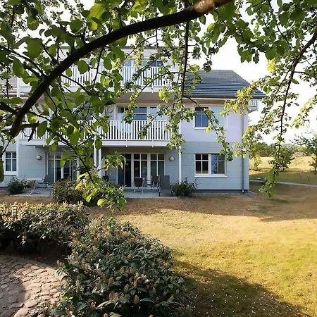 Apartmenthaus 08 *